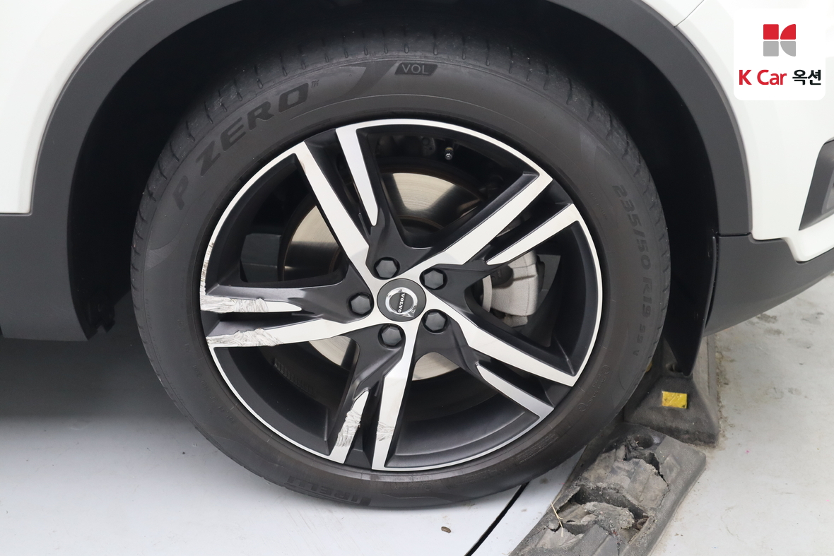 فولفو فولفو 2021 - صورة 44