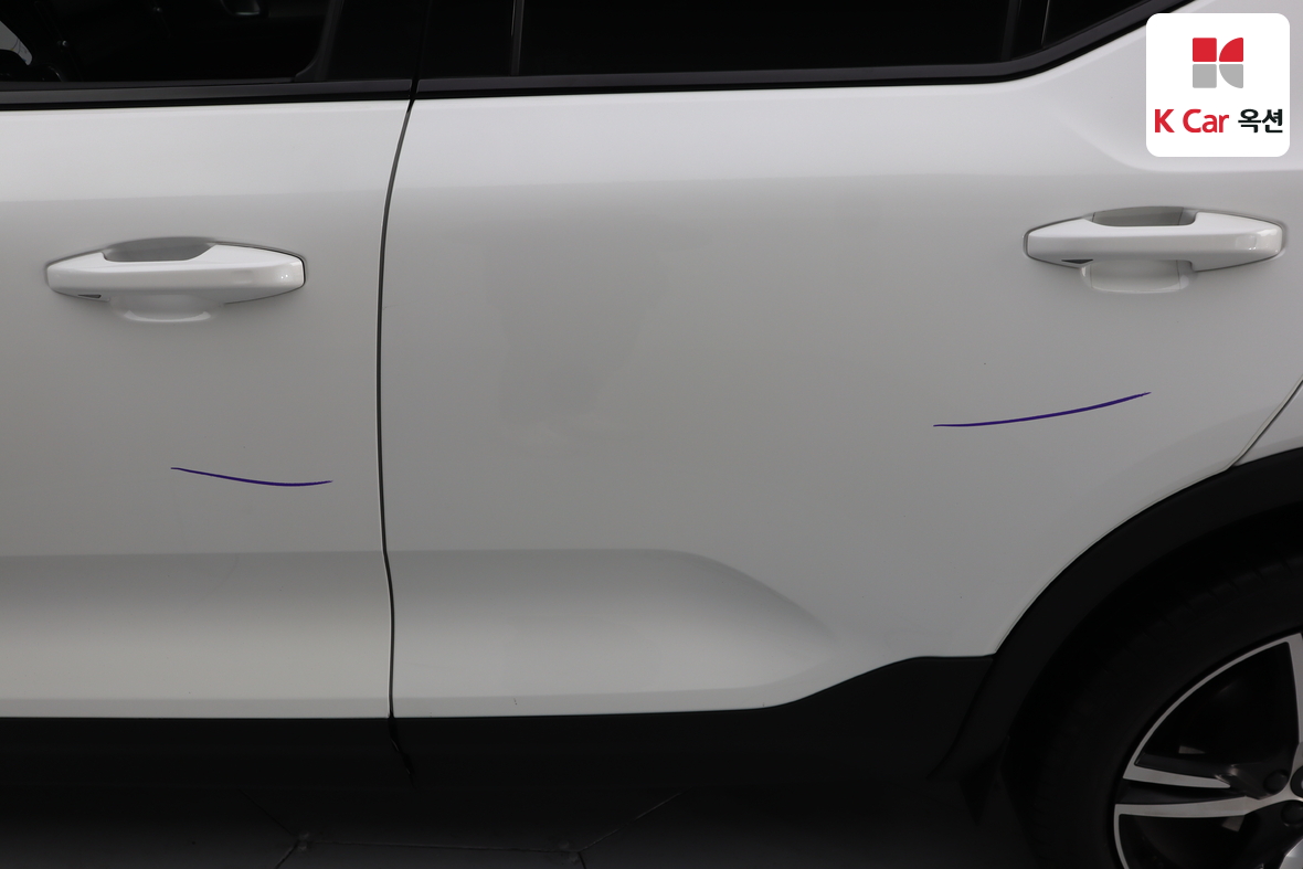 فولفو فولفو 2021 - صورة 40