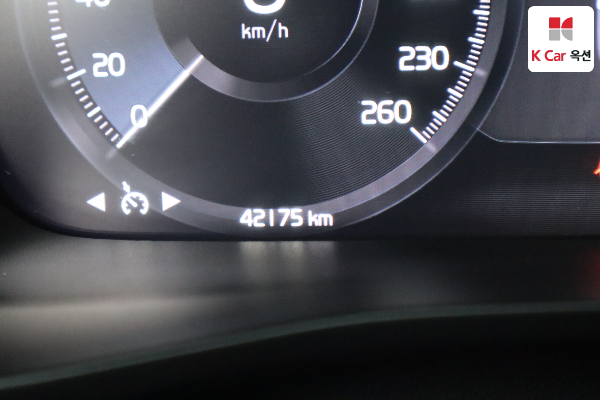 فولفو فولفو 2021 - صورة 4