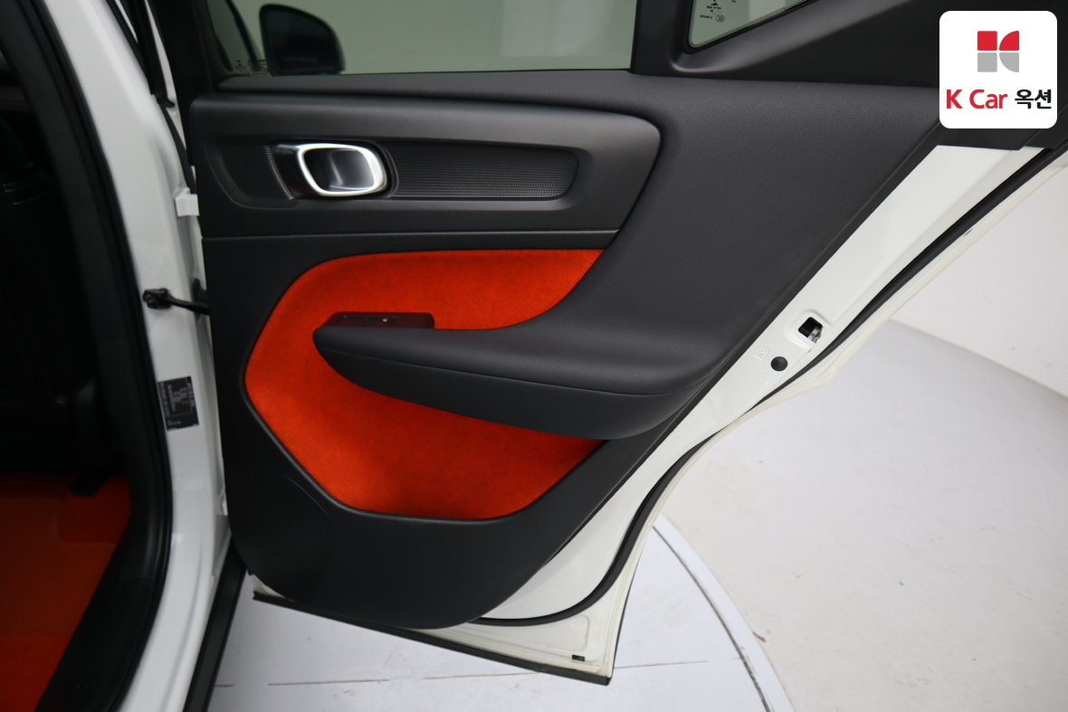 فولفو فولفو 2021 - صورة 31