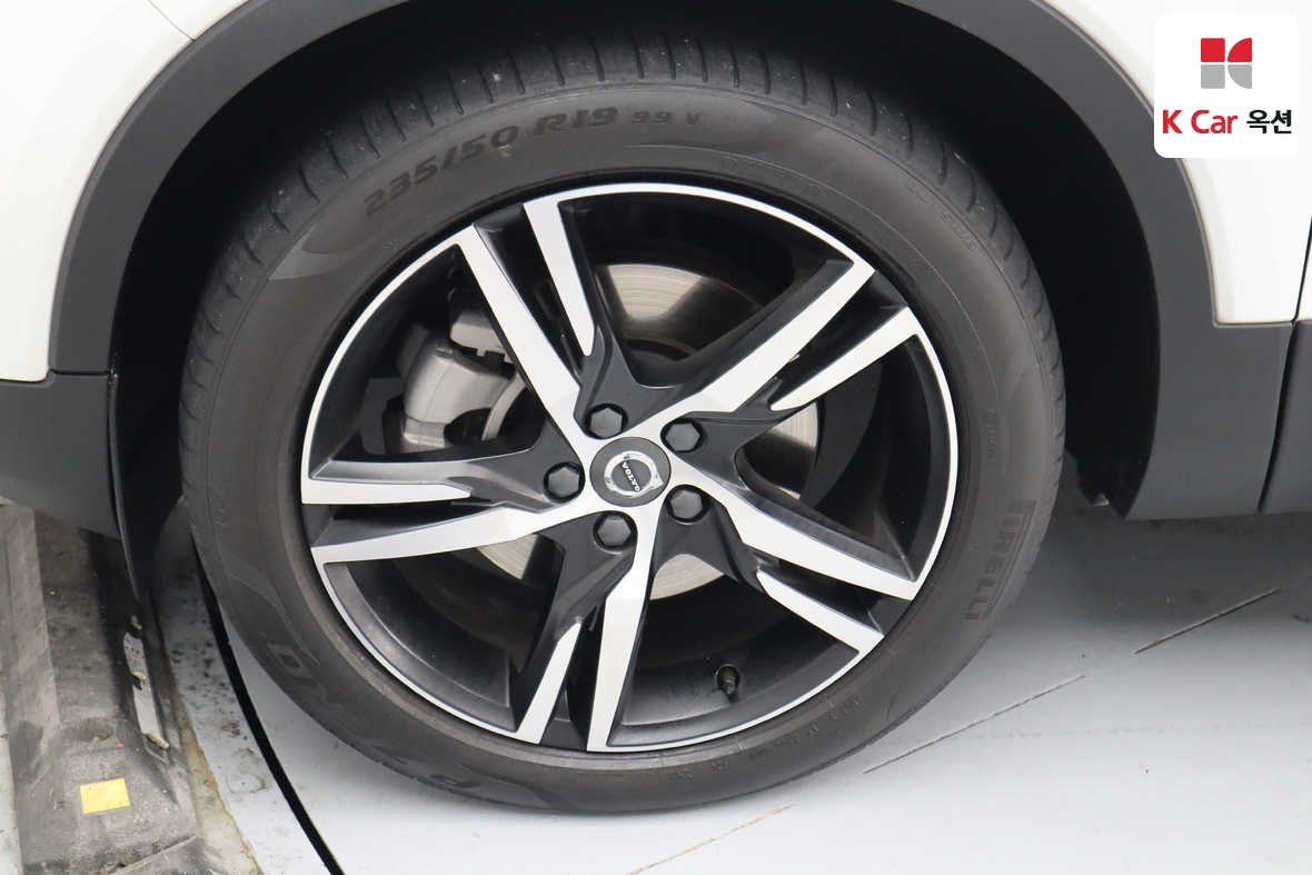 فولفو فولفو 2021 - صورة 47