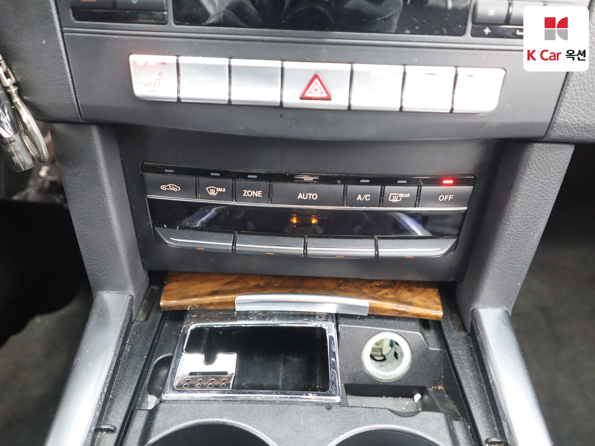 메르세데스-벤츠 E-클래스 2014 - 이미지 16