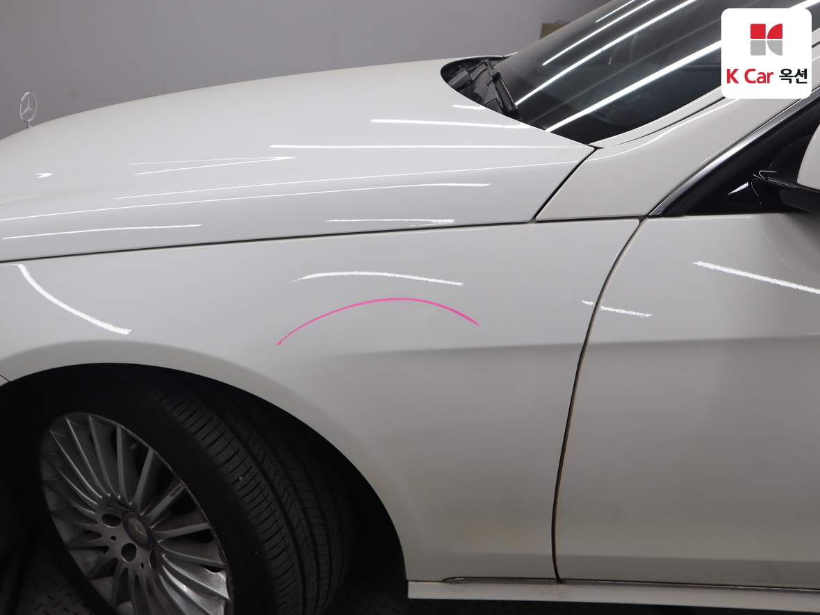 메르세데스-벤츠 E-클래스 2014 - 이미지 40