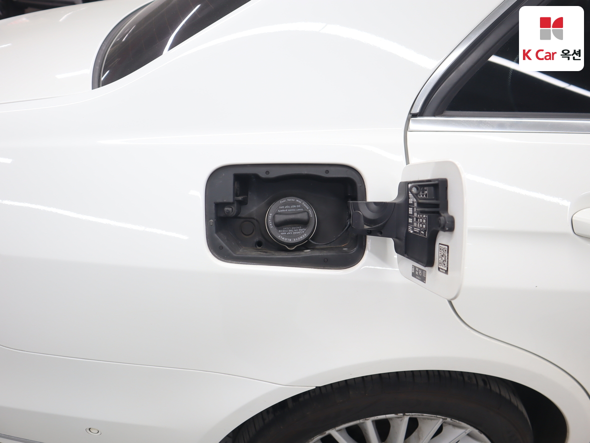 메르세데스-벤츠 E-클래스 2014 - 이미지 29