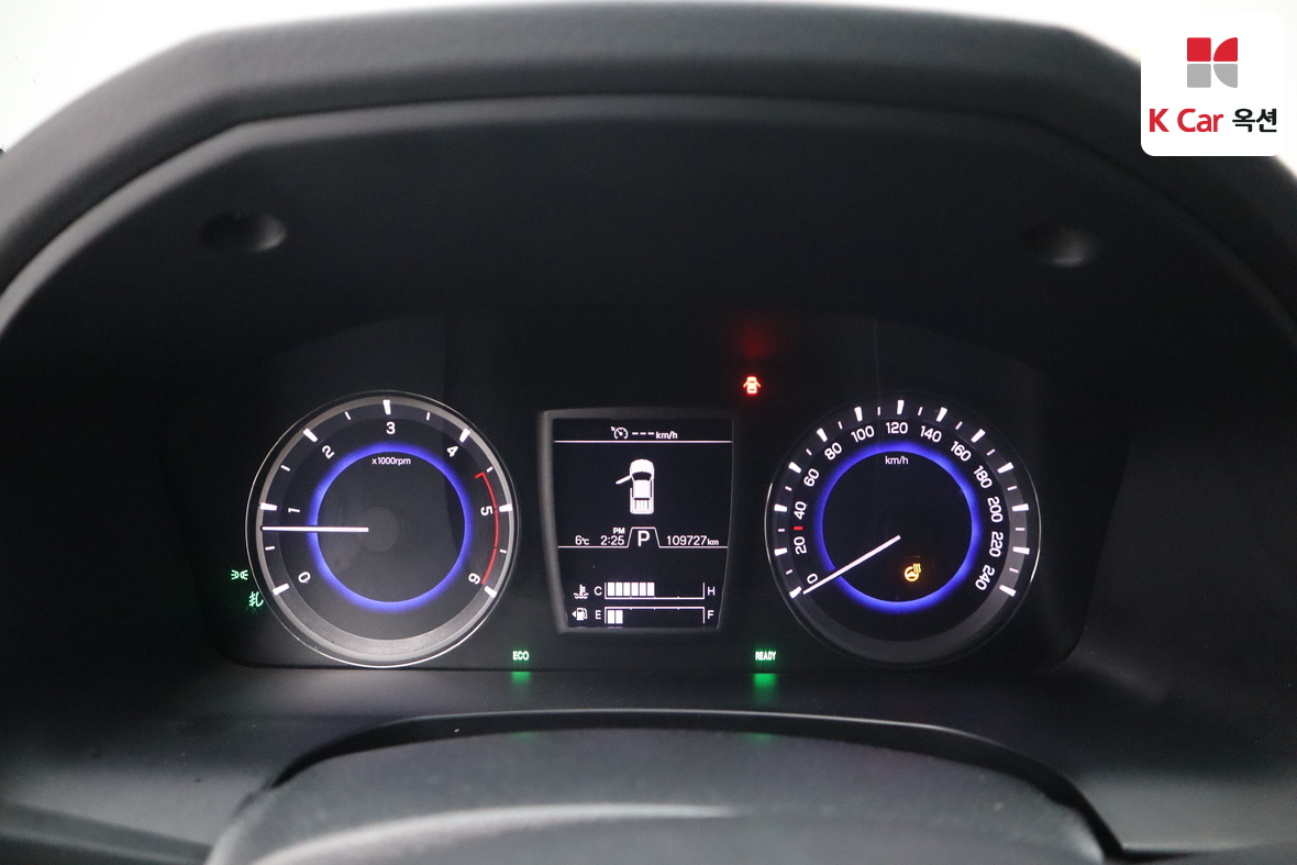 KG Mobility Rexton Sports Khan 2020 - Image 5