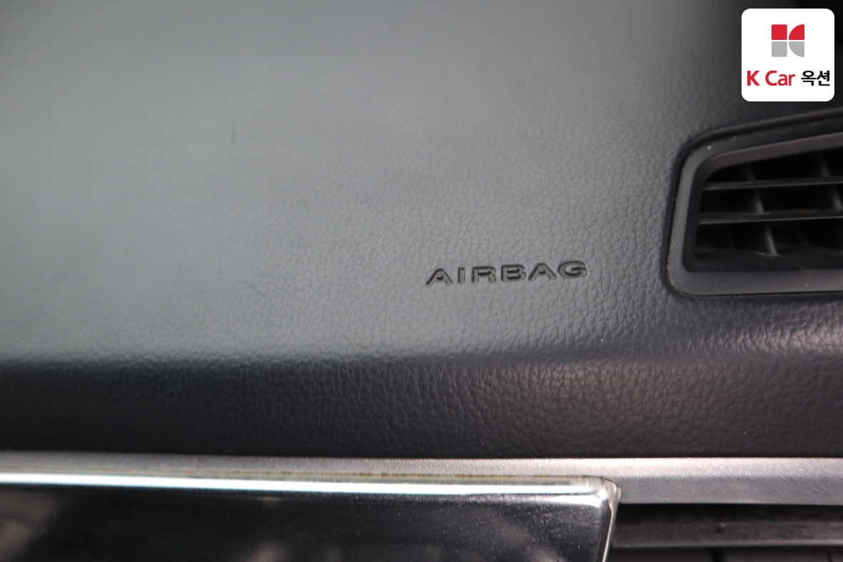 KG Mobility Rexton Sports Khan 2020 - Image 28