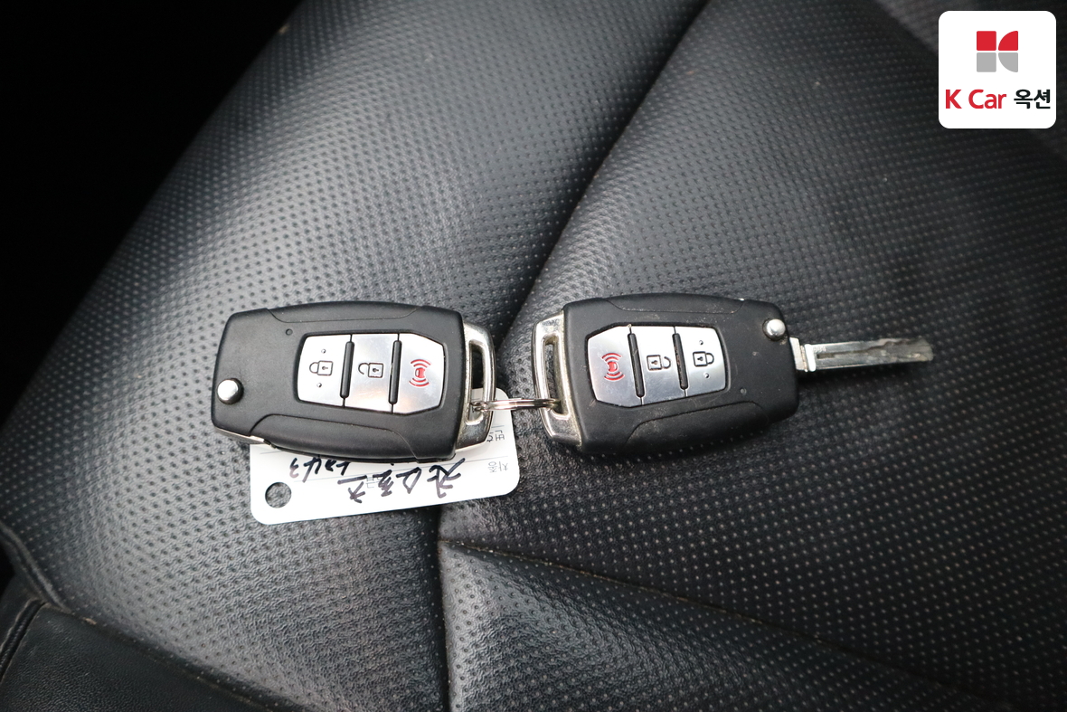 KG Mobility Rexton Sports Khan 2020 - Image 16