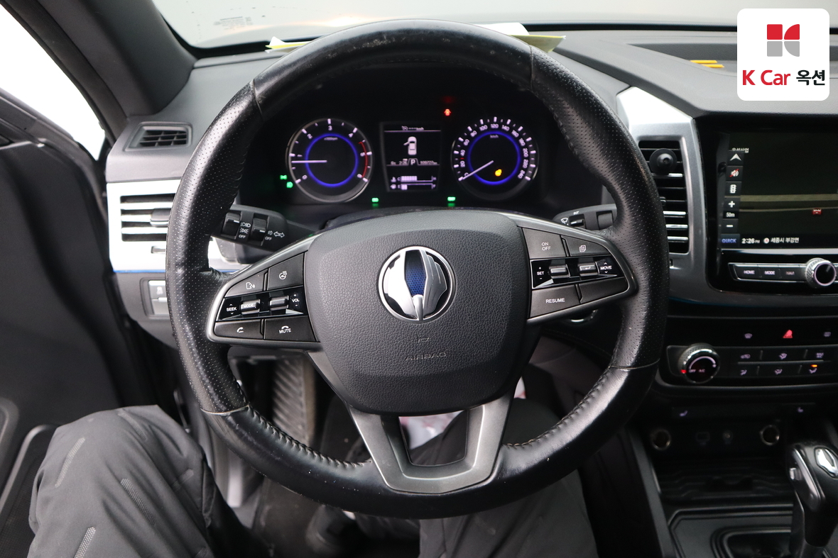 KG Mobility Rexton Sports Khan 2020 - Image 10