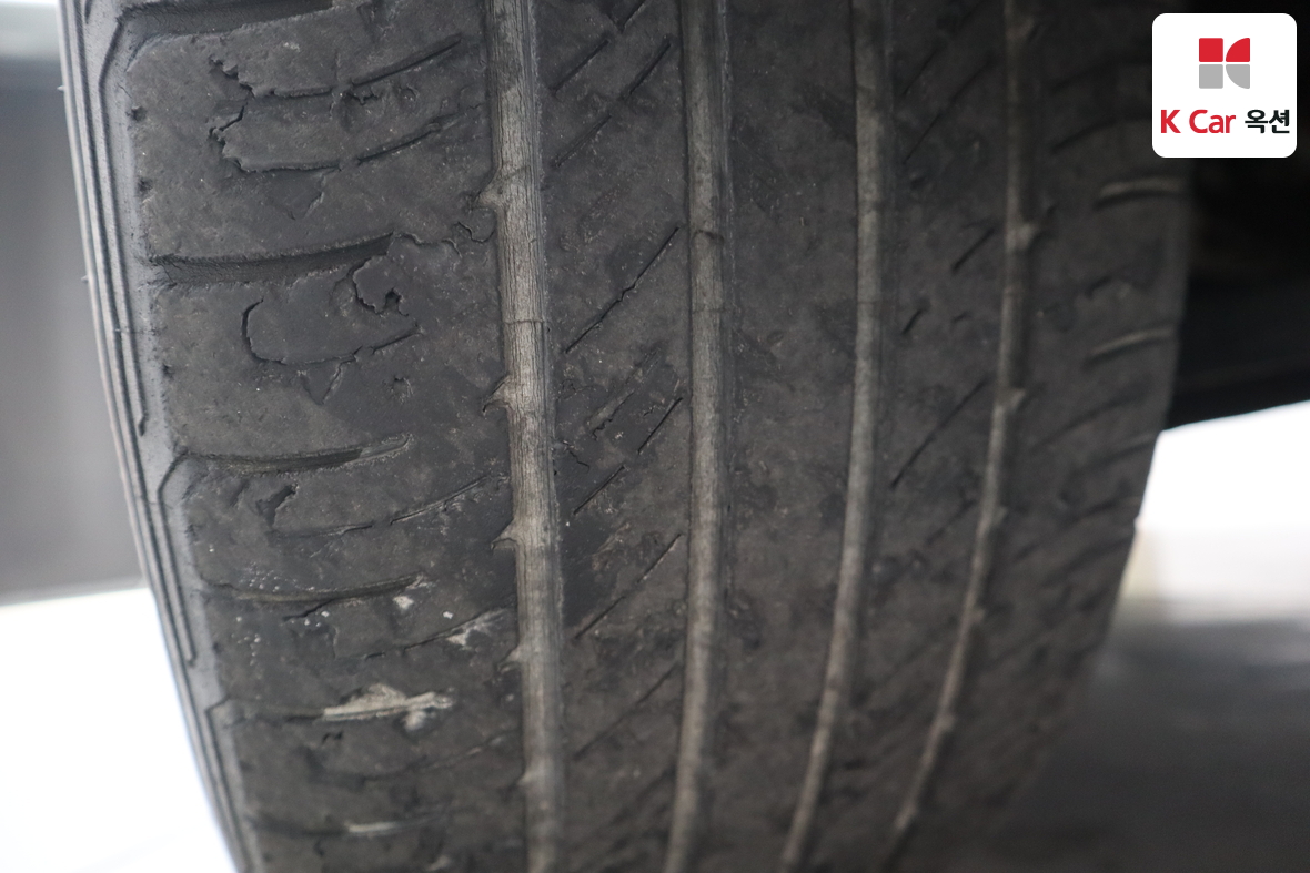 KG Mobility Rexton Sports Khan 2020 - Image 29