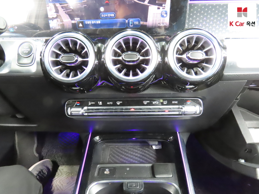 مرسيدس - GLB200d - Image 15