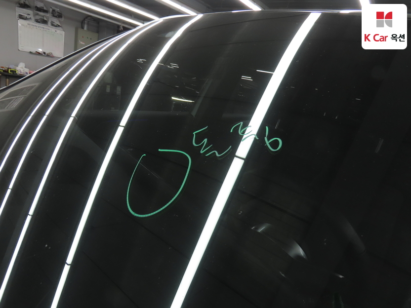 مرسيدس - GLB200d - Image 38