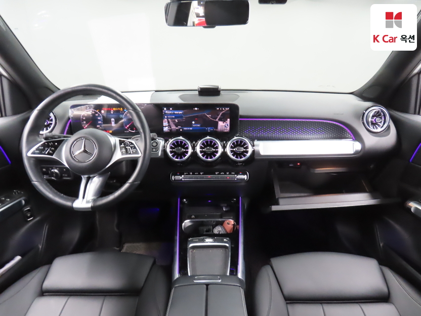 مرسيدس - GLB200d - Image 3