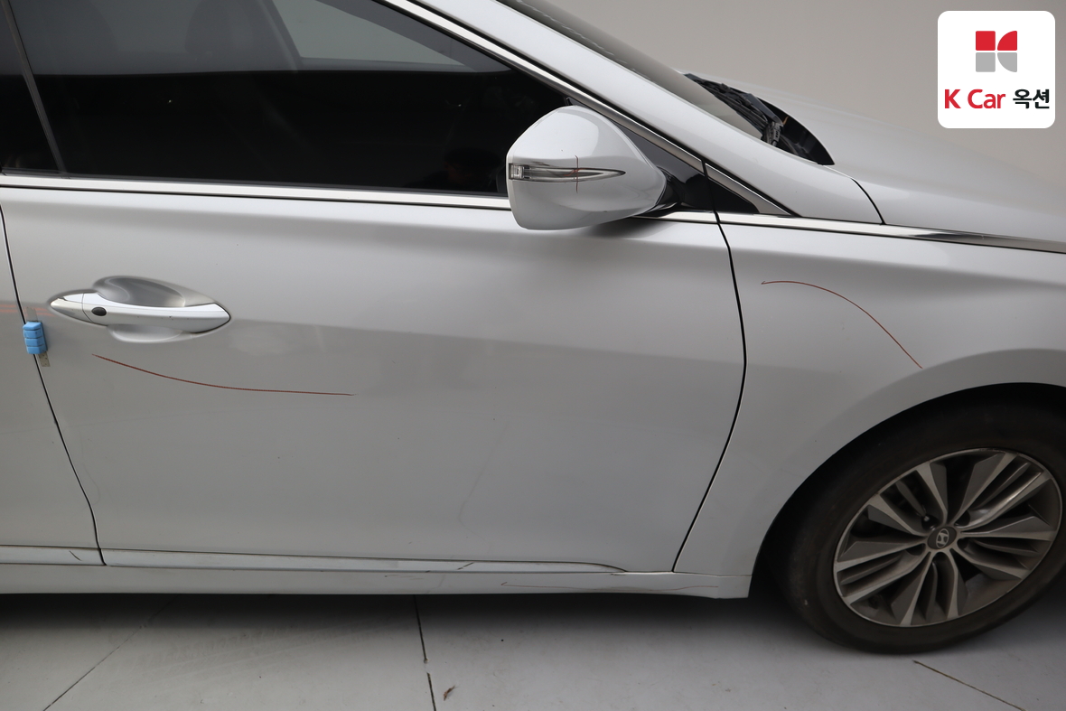 Hyundai AZERA 2015 - Image 33