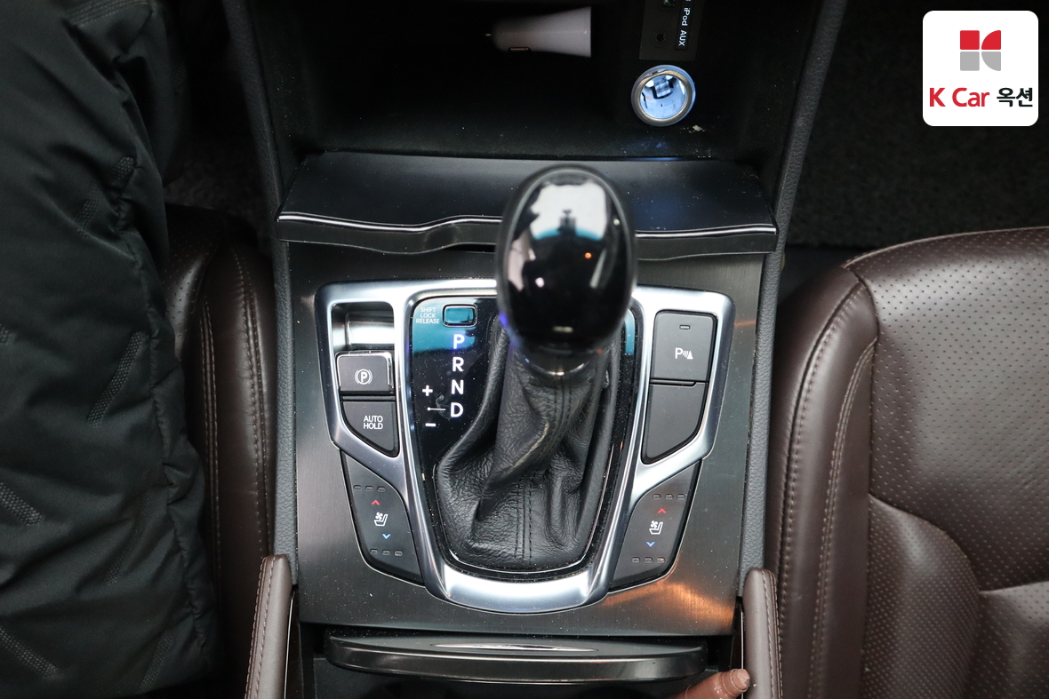 Hyundai AZERA 2015 - Image 15