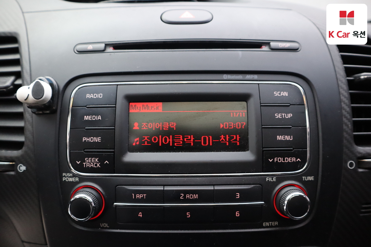 Kia K3 2013 - Image 14