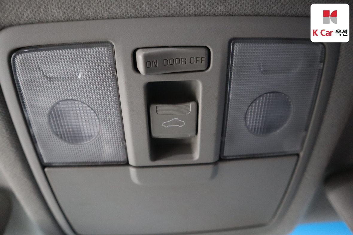 Kia K3 2013 - Image 13