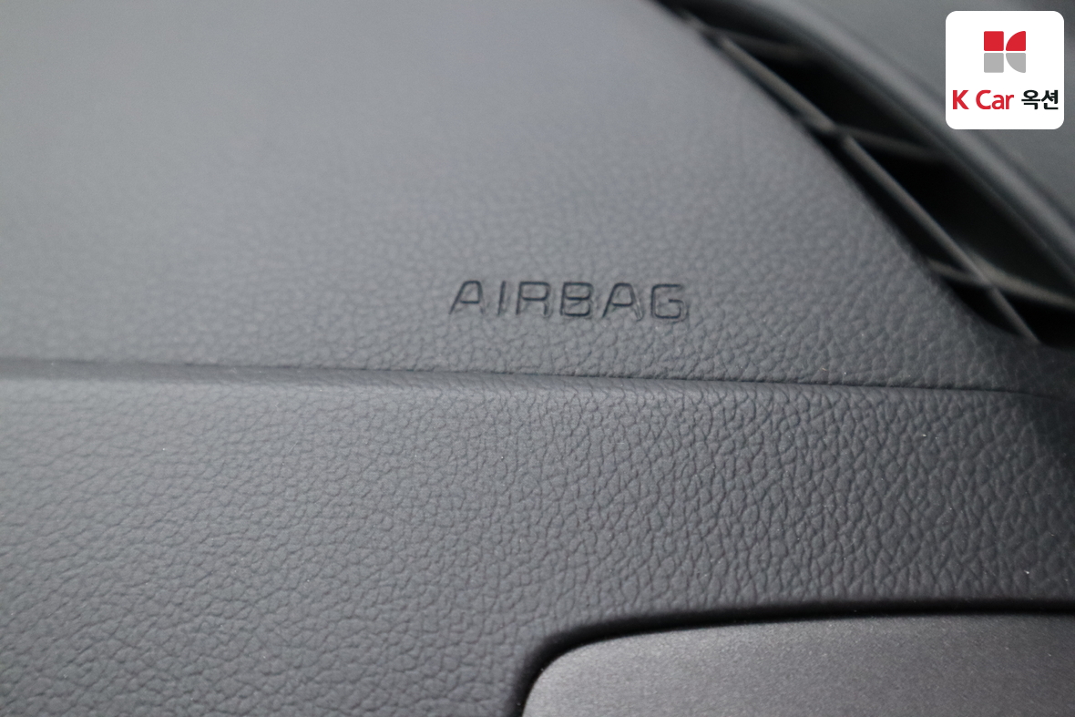 Kia K3 2013 - Image 31