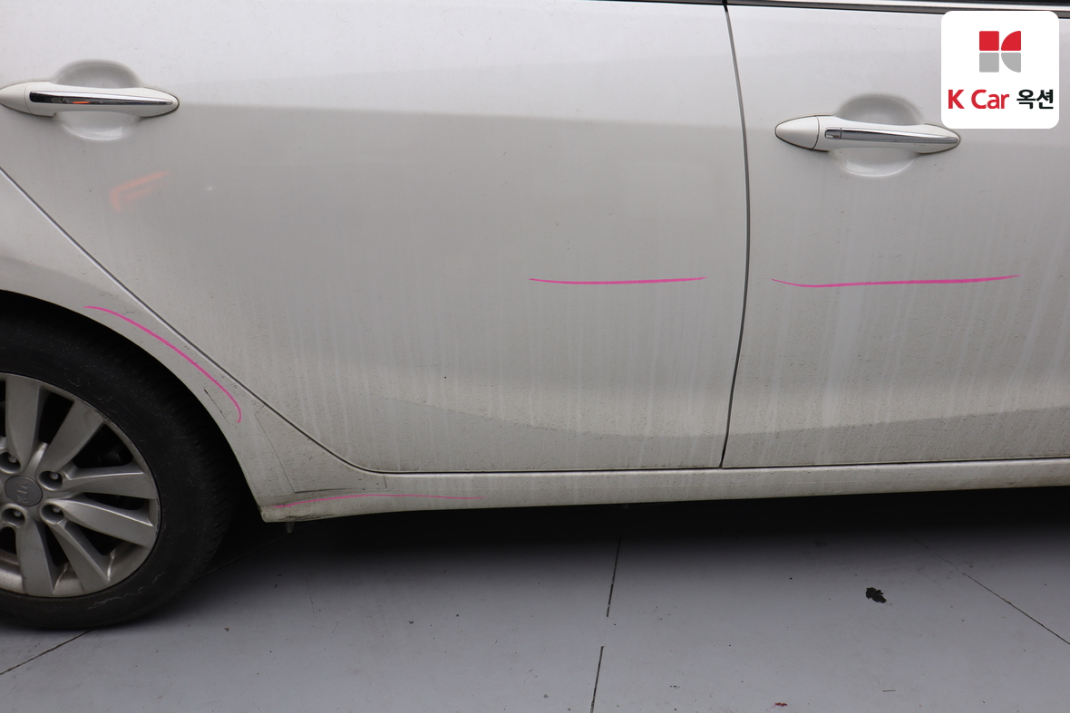 Kia K3 2013 - Image 40