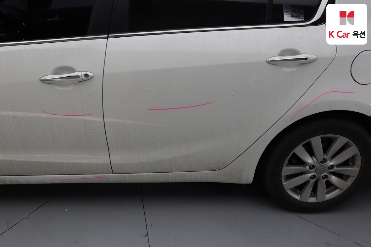 Kia K3 2013 - Image 38