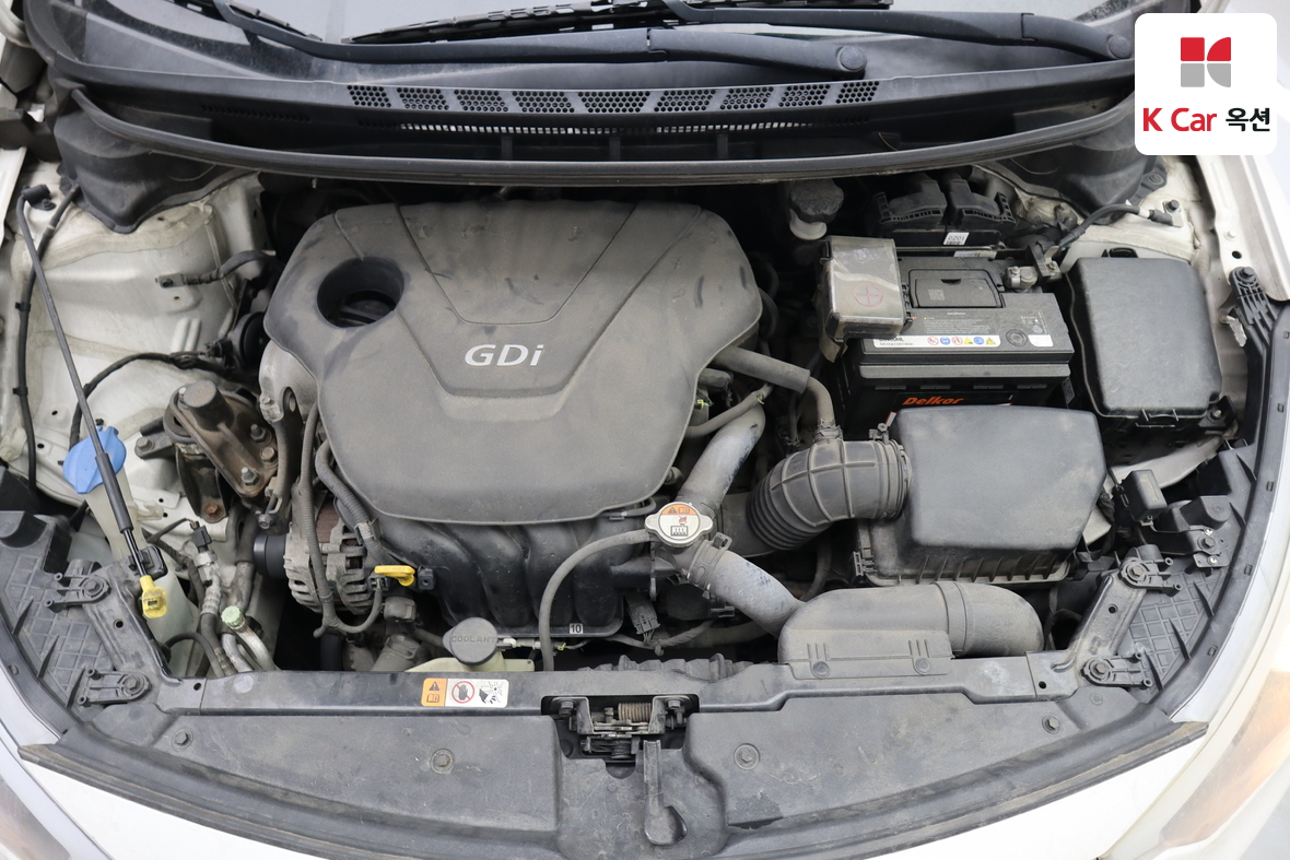 Kia K3 2013 - Image 33