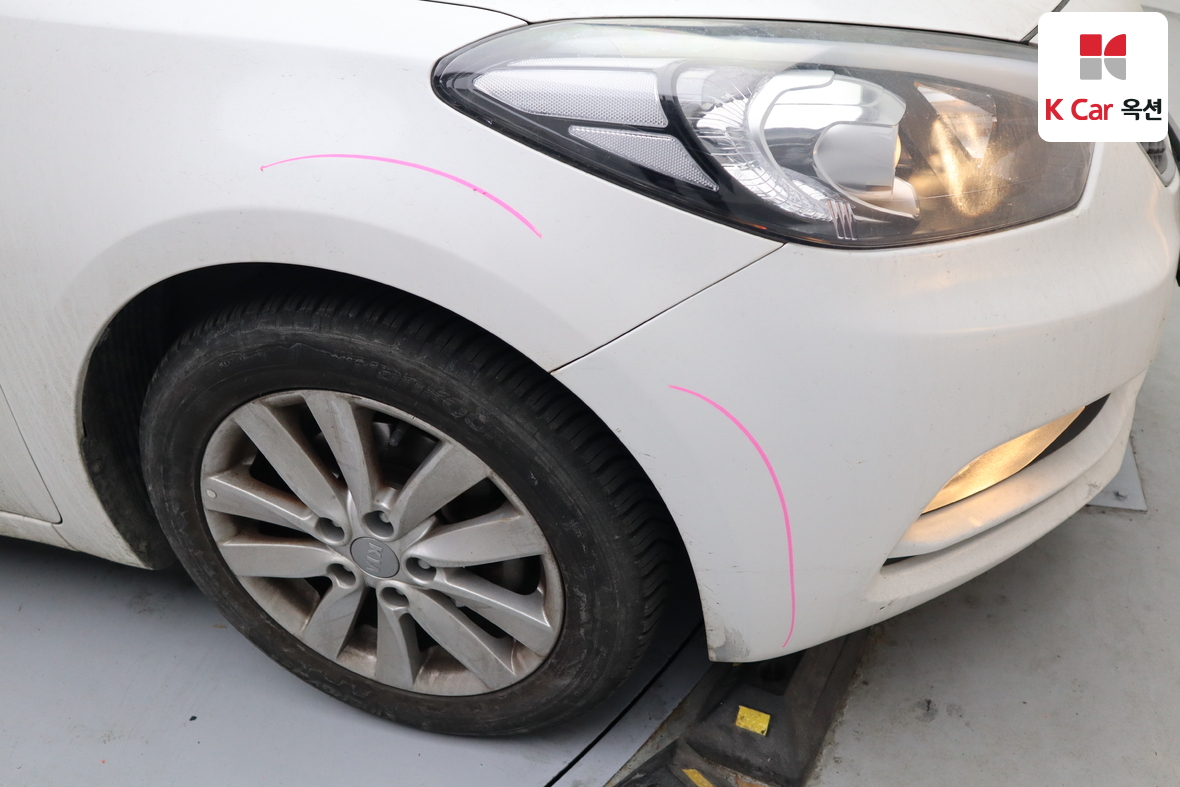 Kia K3 2013 - Image 42