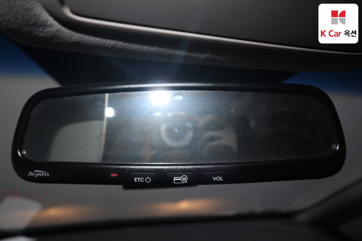 Kia K3 2013 - Image 12