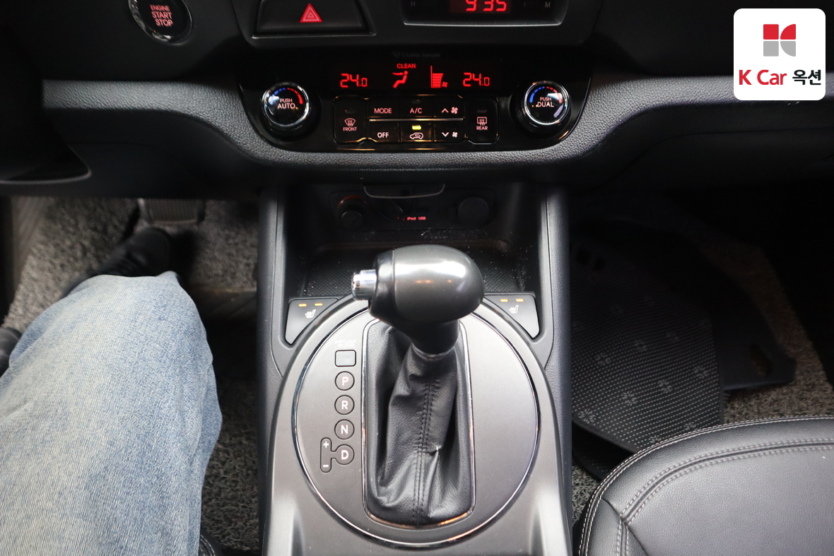 كيا سبورتاج 2012 - صورة 16