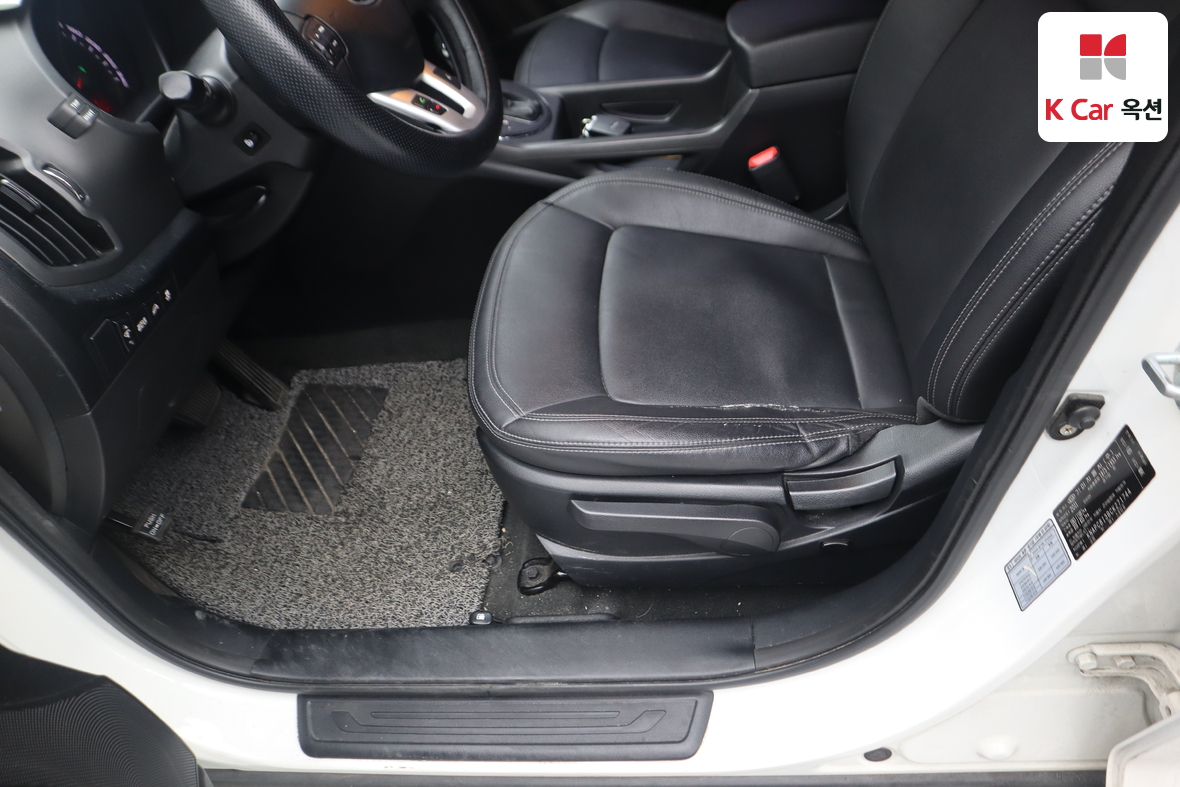 كيا سبورتاج 2012 - صورة 19