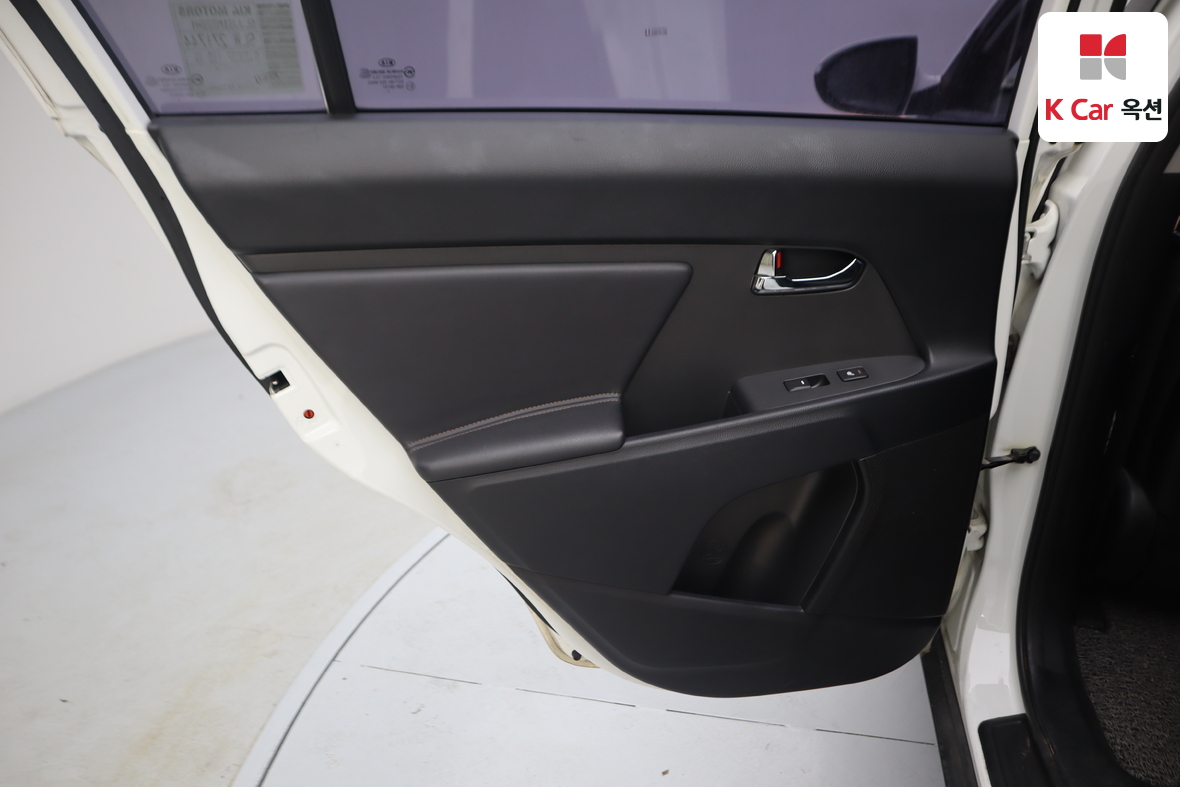 كيا سبورتاج 2012 - صورة 21