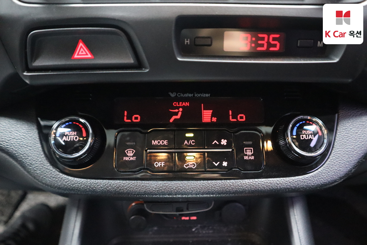 كيا سبورتاج 2012 - صورة 15