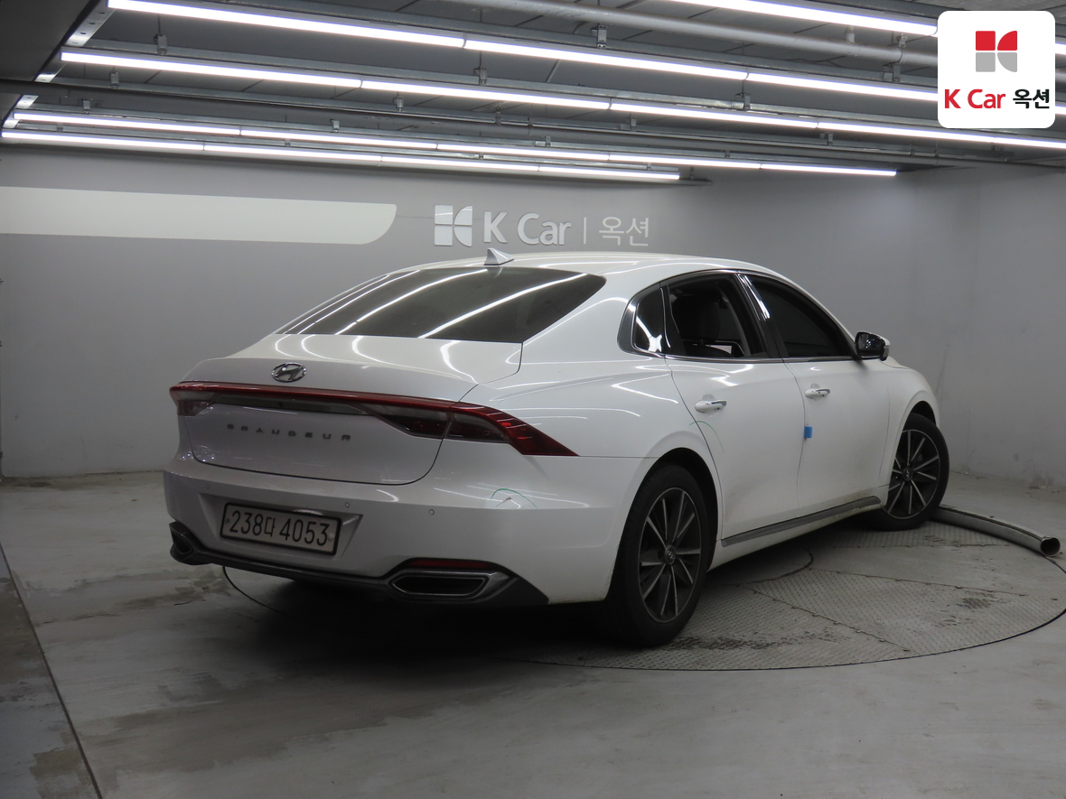 Hyundai Grandeur 2020 - Image 2