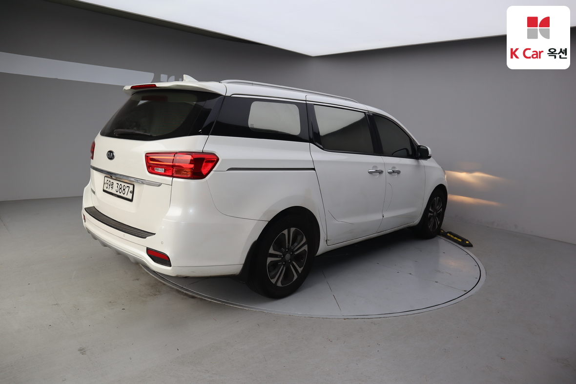 كيا نيو كارنيفال 2019 - صورة 2