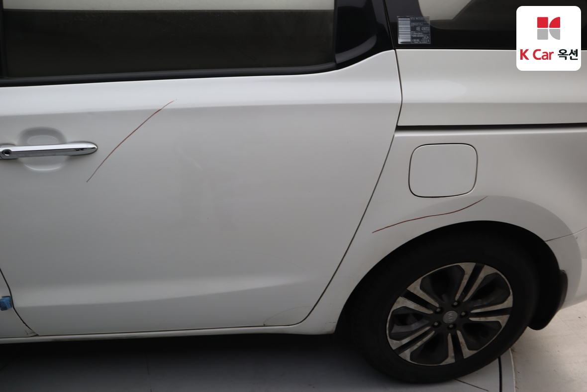 كيا نيو كارنيفال 2019 - صورة 47