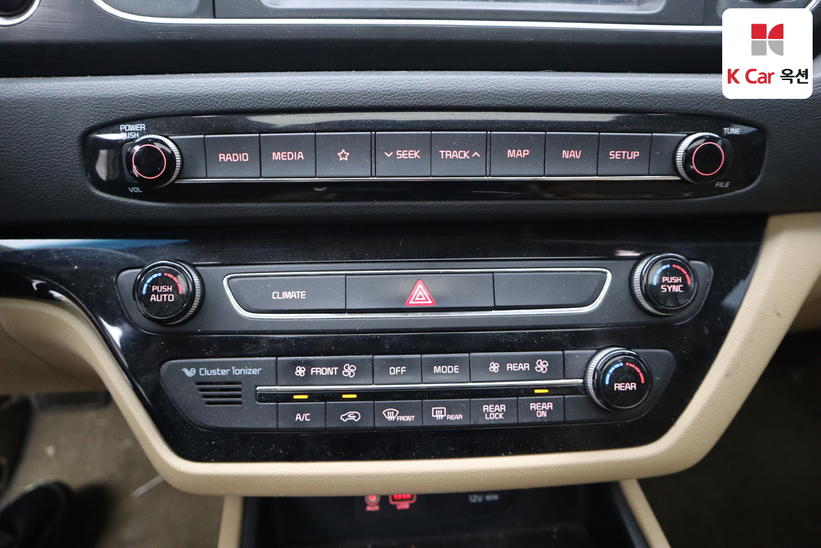 كيا نيو كارنيفال 2019 - صورة 15