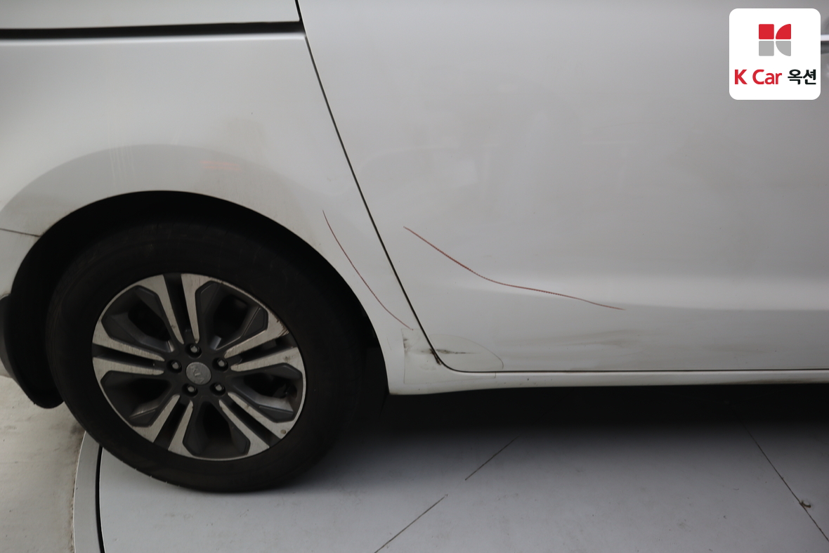 كيا نيو كارنيفال 2019 - صورة 39