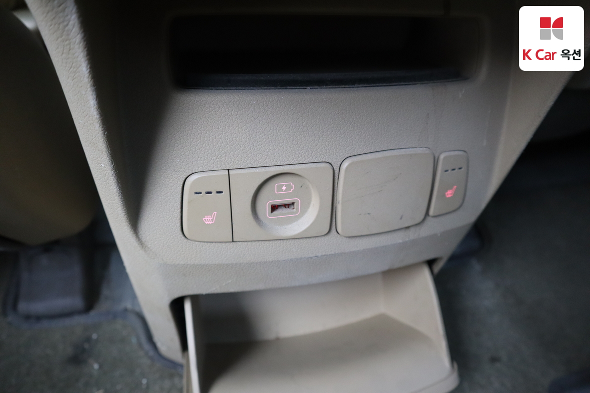 كيا نيو كارنيفال 2019 - صورة 23