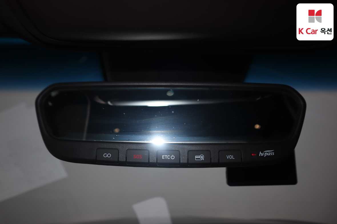 Genesis G90 2019 - Image 12