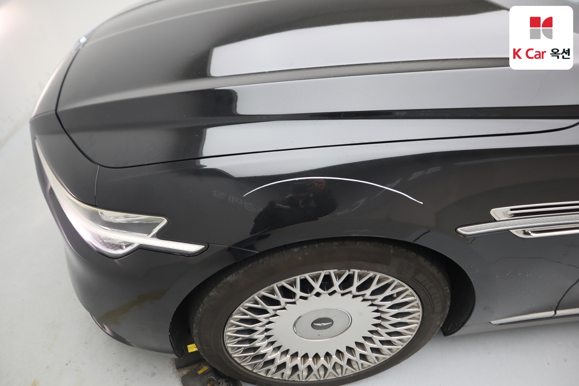 Genesis G90 2019 - Image 43