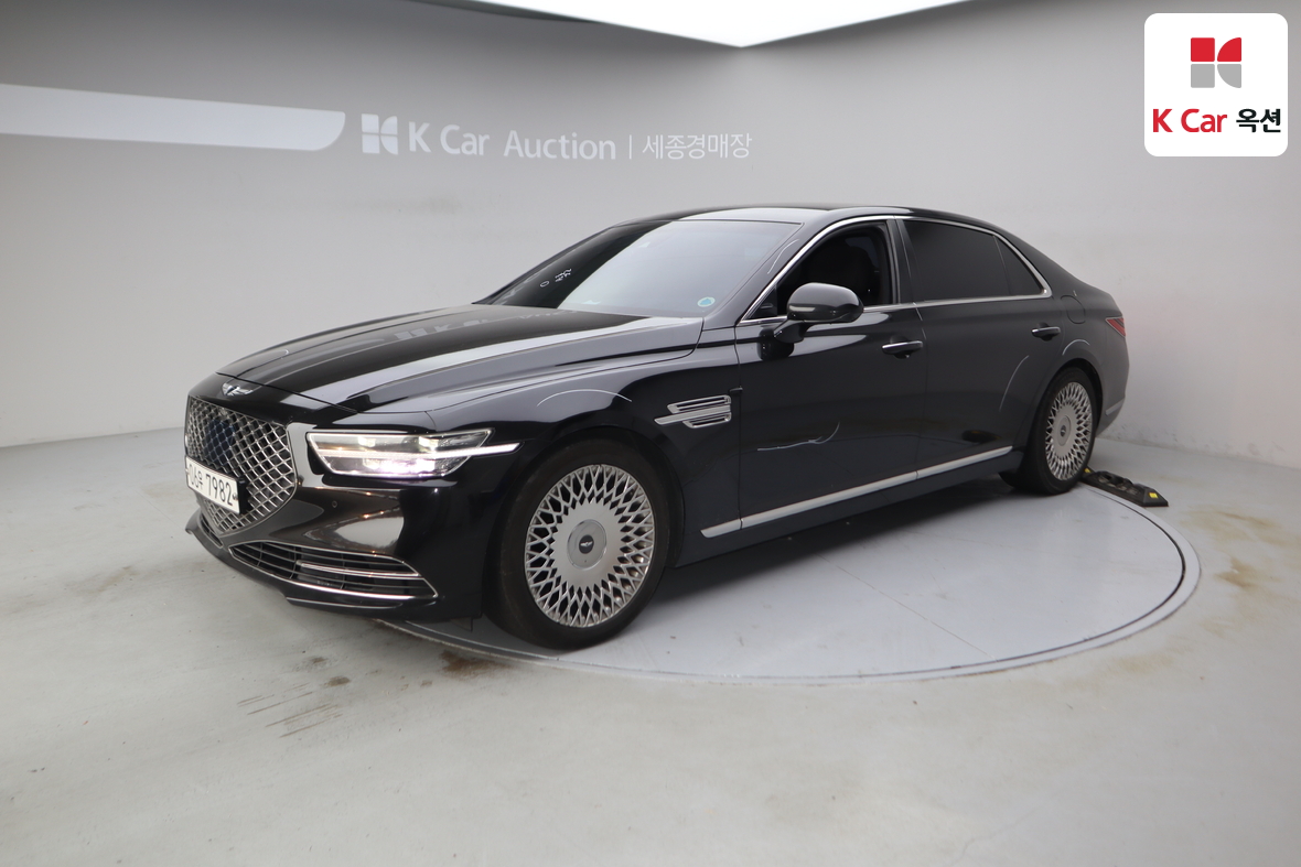 Genesis G90 2019 - Image 1