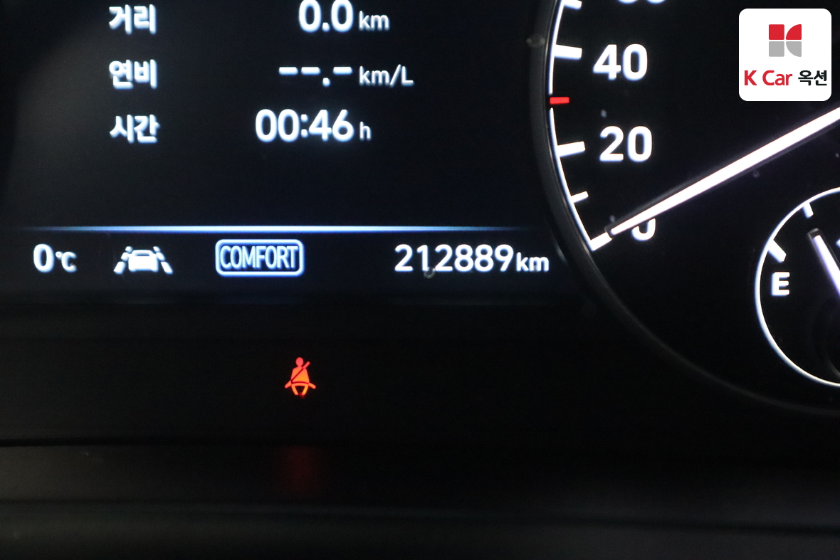 Genesis G90 2019 - Image 4