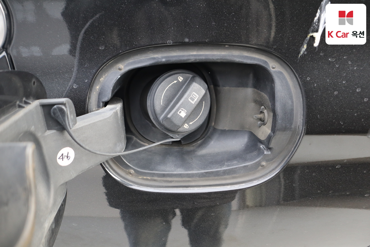 Genesis G90 2019 - Image 28