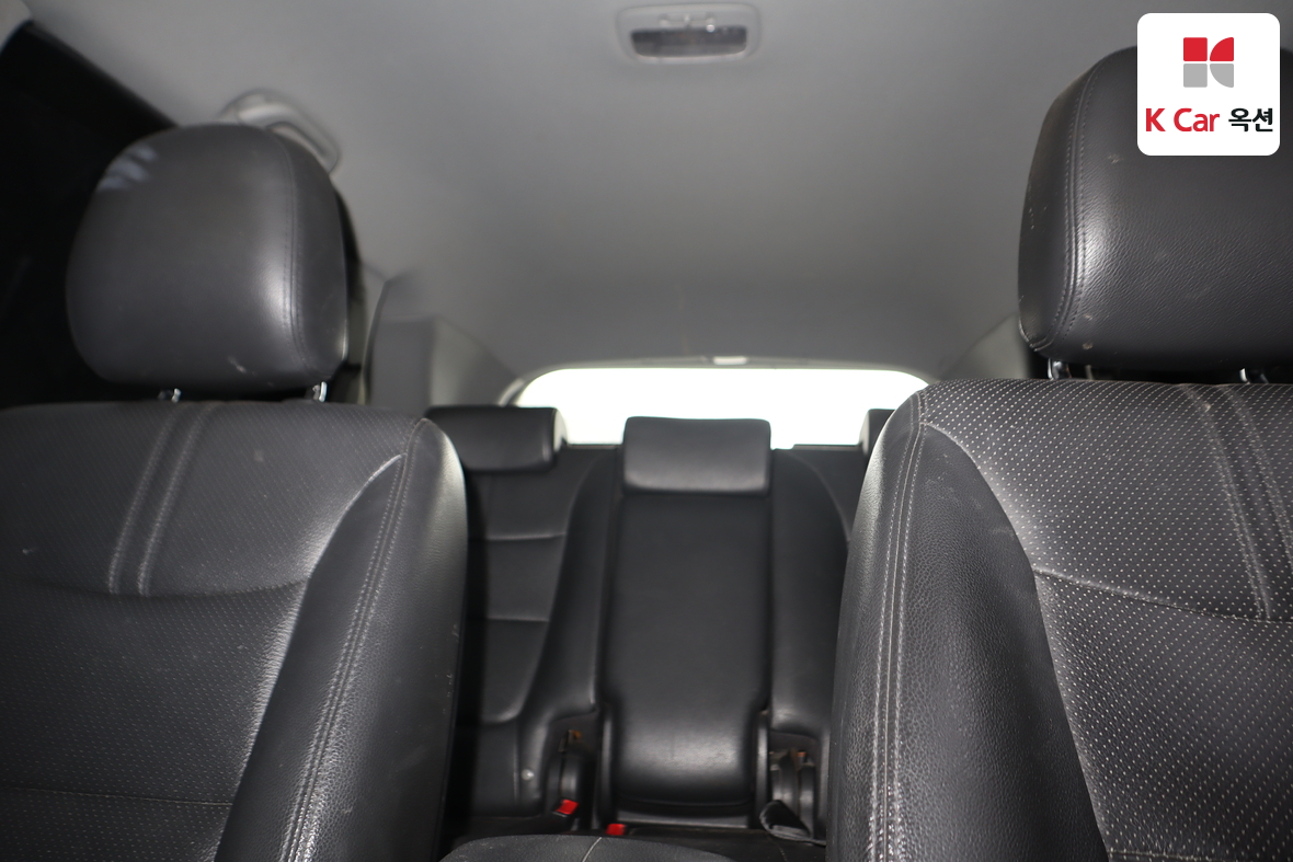 Kia Sorento 2010 - Image 17