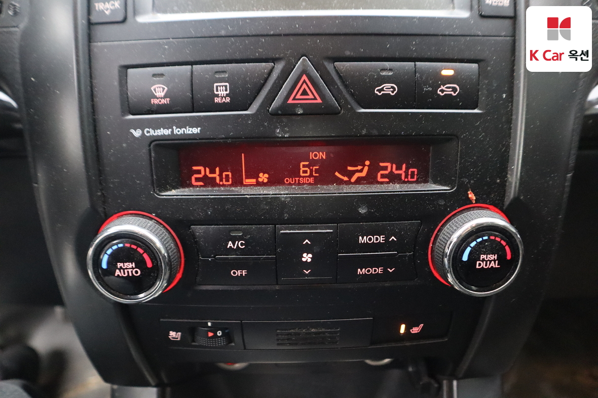 Kia Sorento 2010 - Image 14