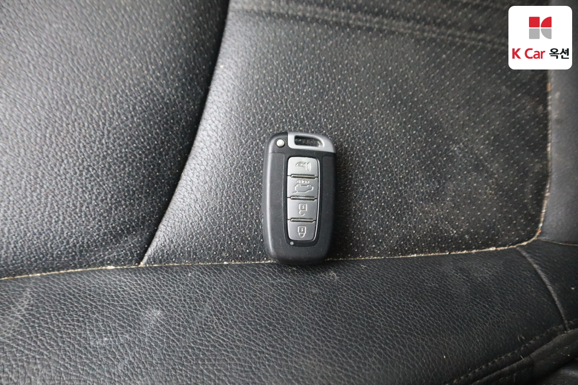 Kia Sorento 2010 - Image 16