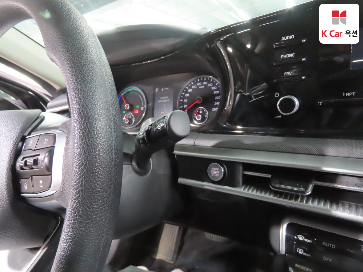 Kia K5 2021 - Image 11