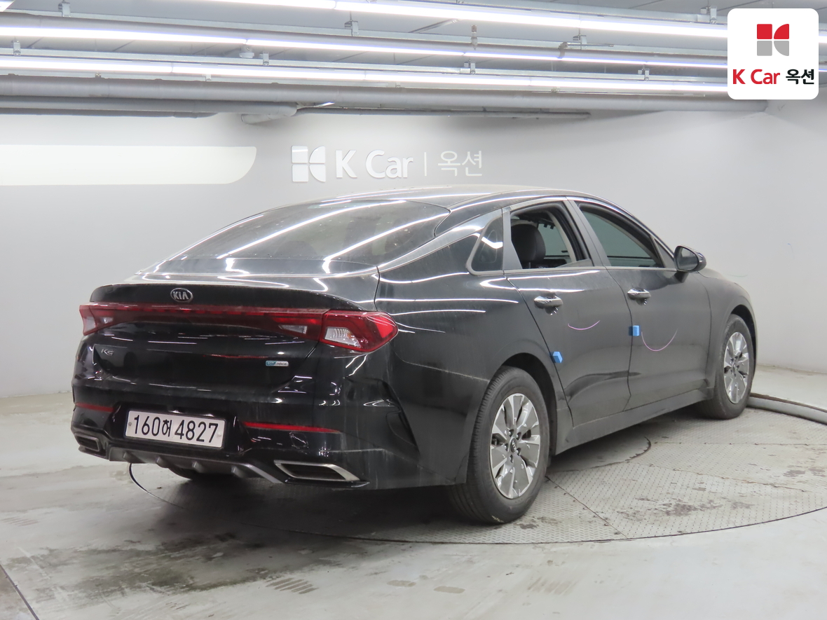 Kia K5 2021 - Image 2