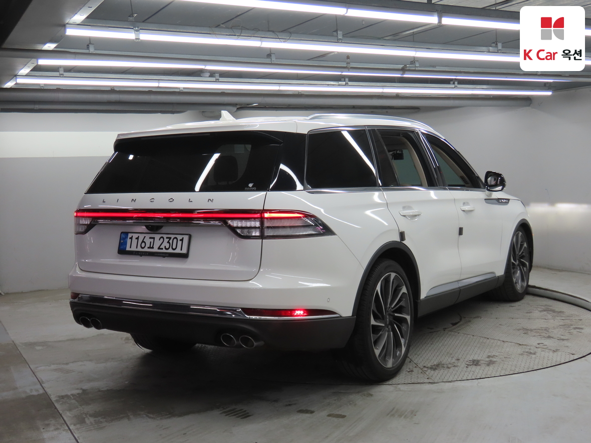 2020 - Lincoln Aviator