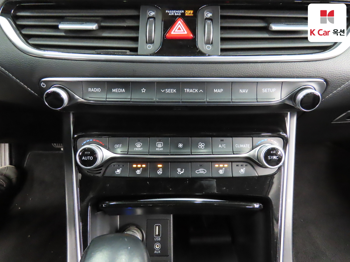 Hyundai AZERA 2019 - Image 15