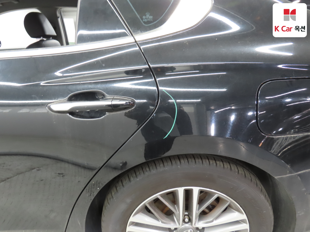 Hyundai AZERA 2019 - Image 36