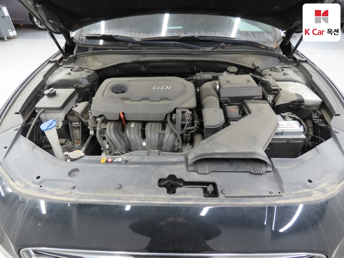 Hyundai AZERA 2019 - Image 32